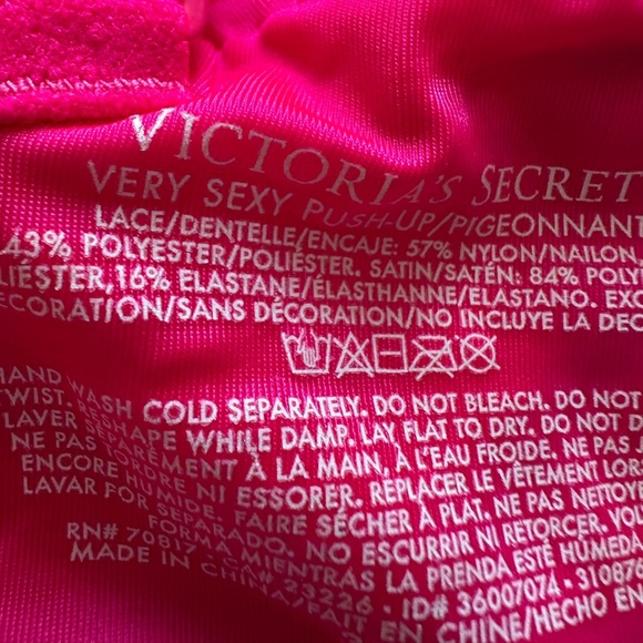 Victoria's Secret Very Sexy Push Up Lined Bra with Lace 34DDD - Picture 10 of 10